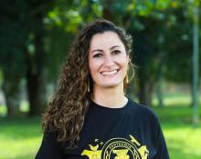 Profile picture for user Luciana Pereira Damas